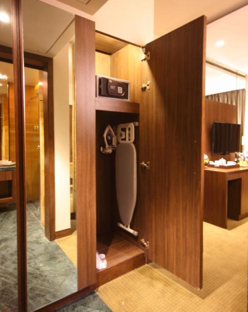 Hotel Fidalgo Pune Extérieur photo